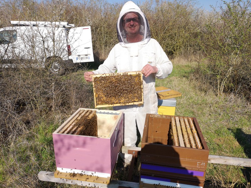 UTPLA apiculteur Fabien LEFEBVRE